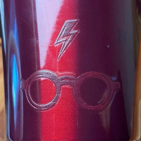 ⚡ Gryffindor House Pride Bundle - Tervis Tumbler, Keychain & Patch⚡ - Picture 5 of 12